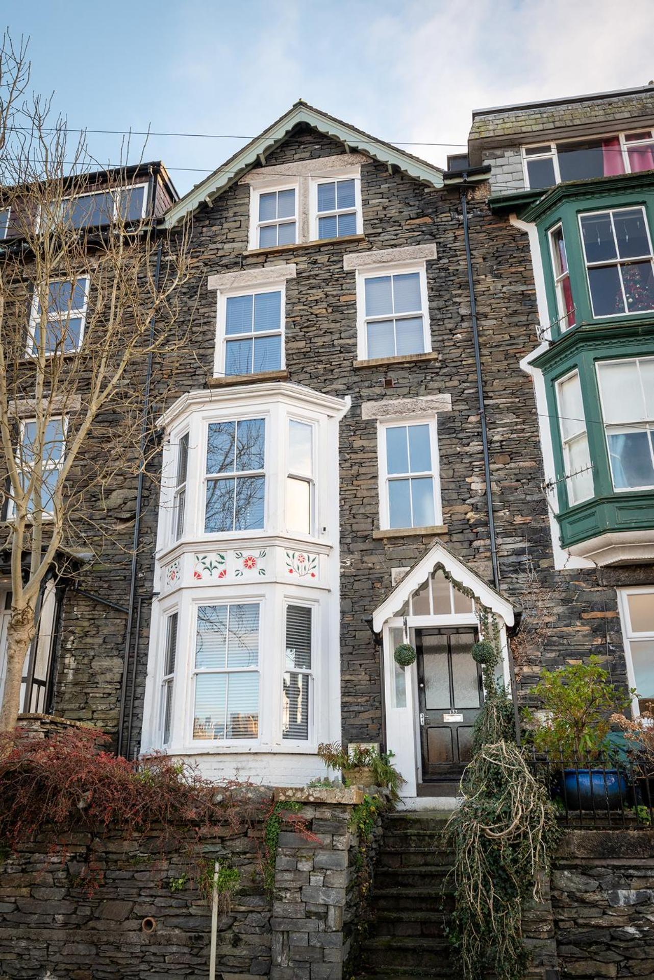 Lola'S Loft With Lake Views - Central Bowness - Pet Friendly Exterior foto